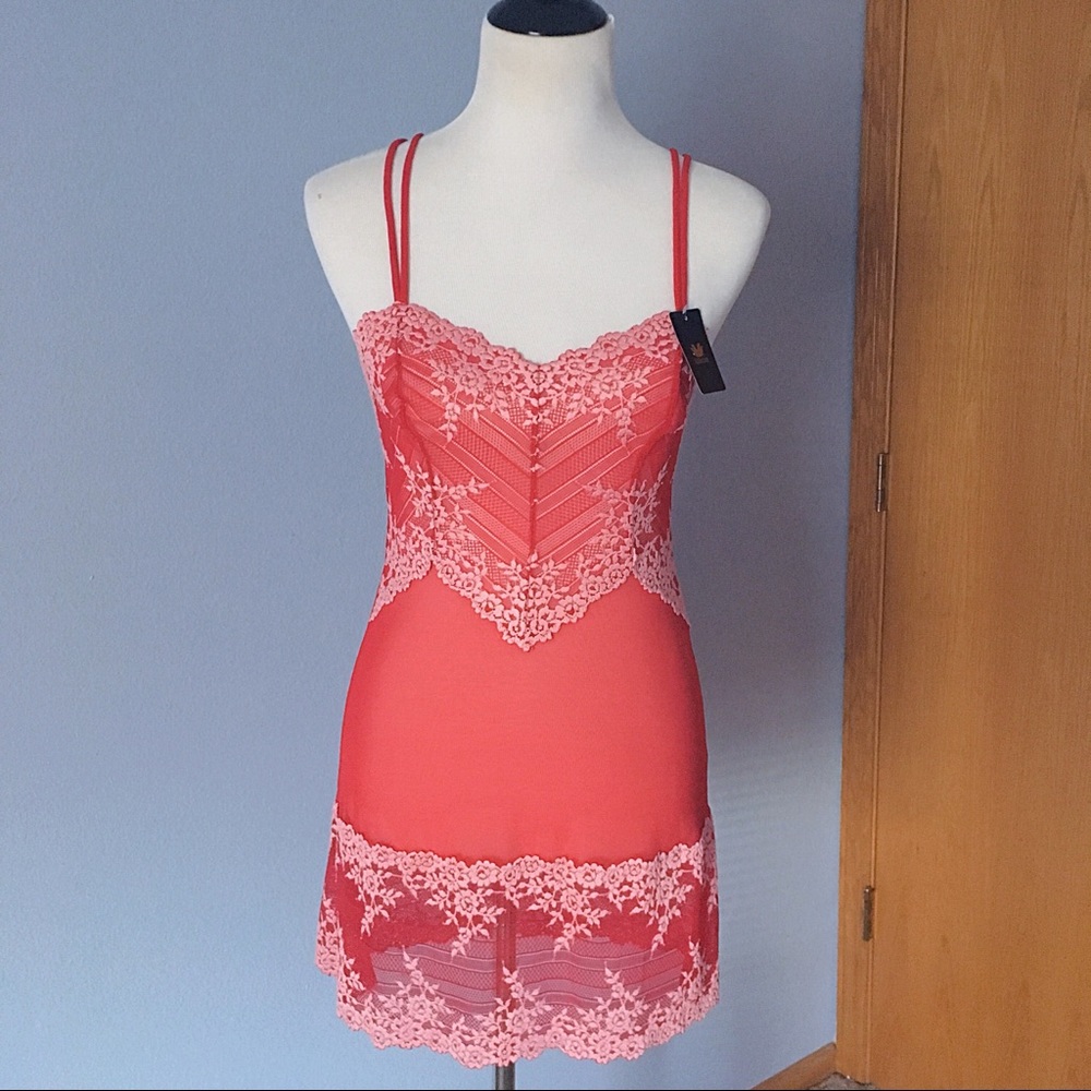 ‼️FINAL PRICE‼️ Wacoal Tango Lace Chemise - Picture 2 of 5